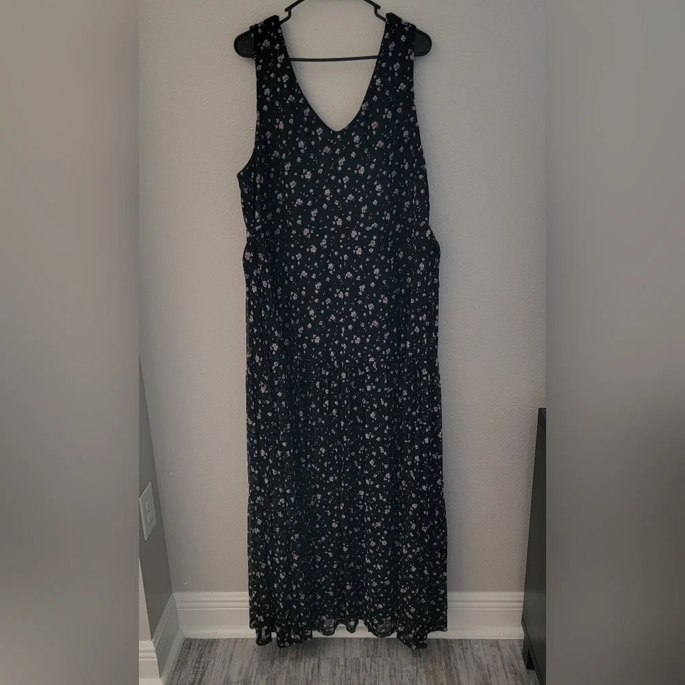 Torrid Flowy Floral Mesh Maxi Dress - Picture 4 of 8